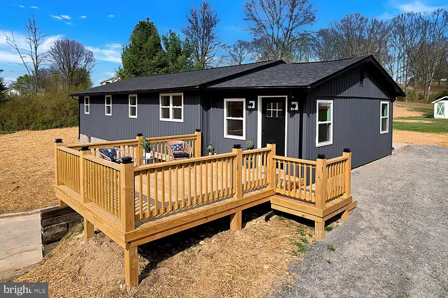 502 Sol Shanholtz Rd, Augusta, WV 26704 - #3