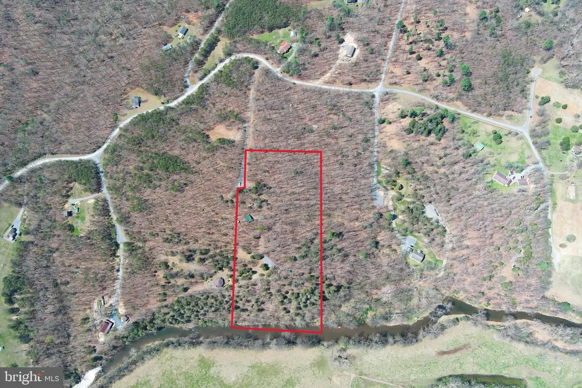 217 Trapper Ln, Augusta, WV 26704 - #1