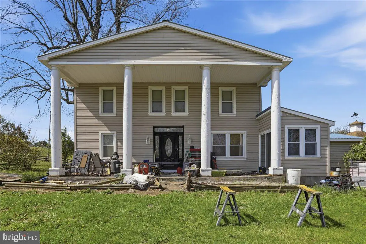 1264 Tearcoat Rd, Augusta, WV 26704 - #1