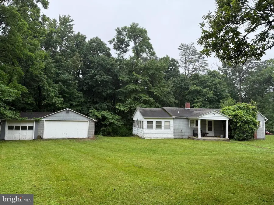 8423 Paw Paw Rd, Paw Paw, WV 25434 - #3