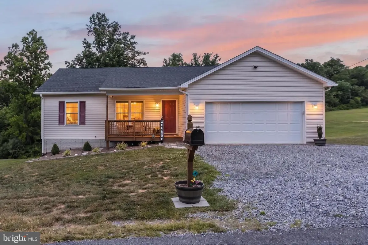 86 Hampshire House Dr, Yellow Spring, WV 26865 - #1