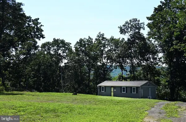 502 White Pine Ln, CAPON BRIDGE, WV 26711