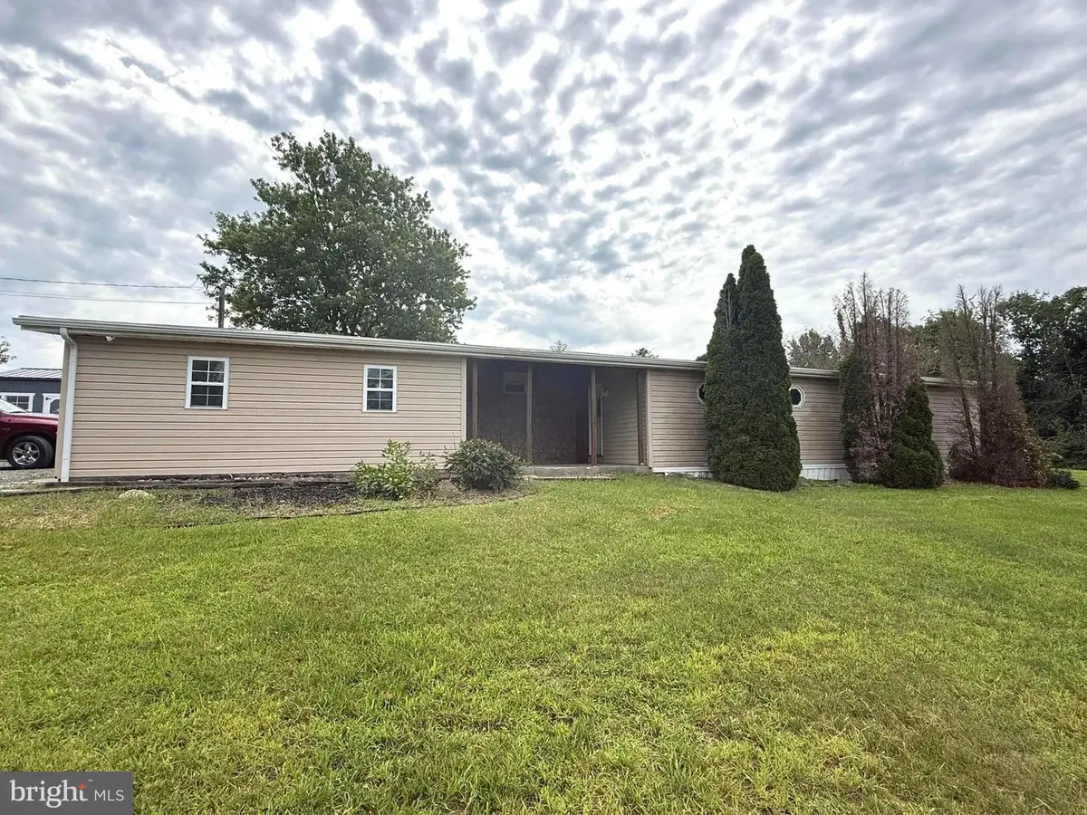 4 Reeds Ct, Augusta, WV 26704 - #1