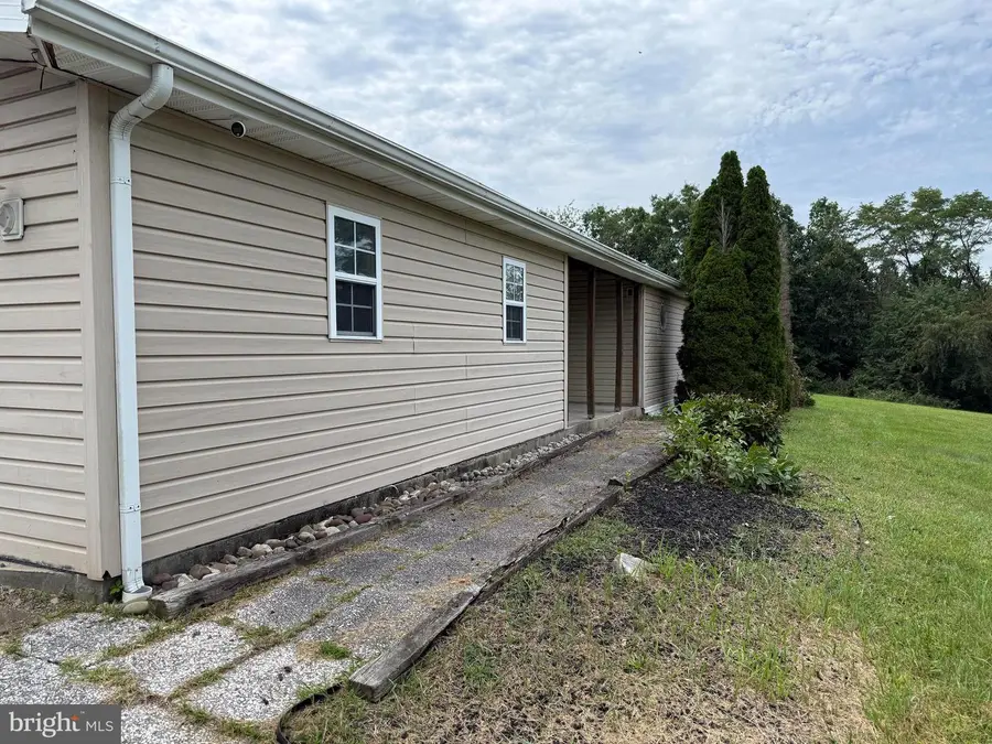 4 Reeds Ct, Augusta, WV 26704 - #2