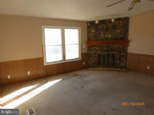 183 Sherman Dr, Augusta, WV 26704 - #3