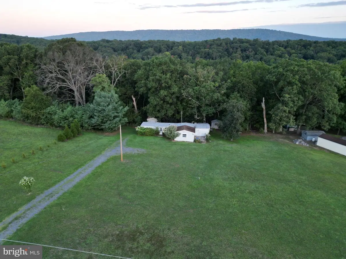 607 Feller Dr, Levels, WV 25431 - #1