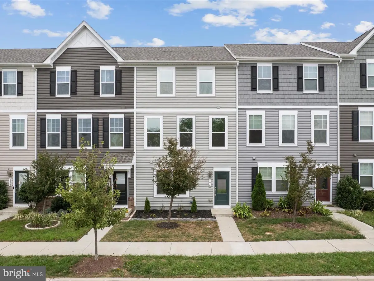 175 Presidents Pointe Ave, Ranson, WV 25438 - Image #1