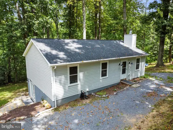 462 Wild Rose Ln, HARPERS FERRY, WV 25425