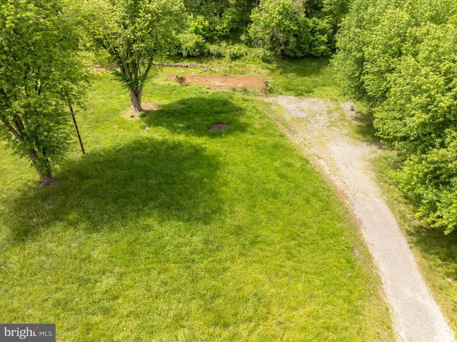 199 Bloomery Rd, Charles Town, WV 25414 - Image #2