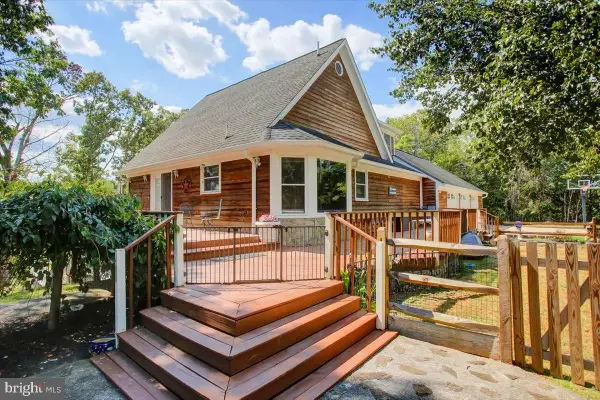 808 Our Ln, KEARNEYSVILLE, WV 25430