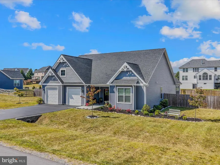 111 Moonstone Dr, Kearneysville, WV 25430 - Image #3