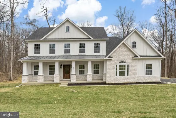 9 Mistletoe Ln, SHEPHERDSTOWN, WV 25443