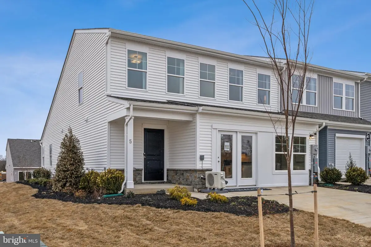 4 Apollo Rd, Charles Town, WV 25414 - Image #1