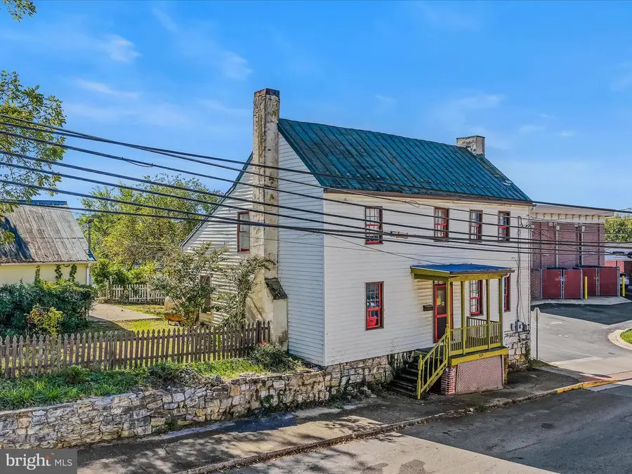 309 W Liberty St, Charles Town, WV 25414 - Image #3