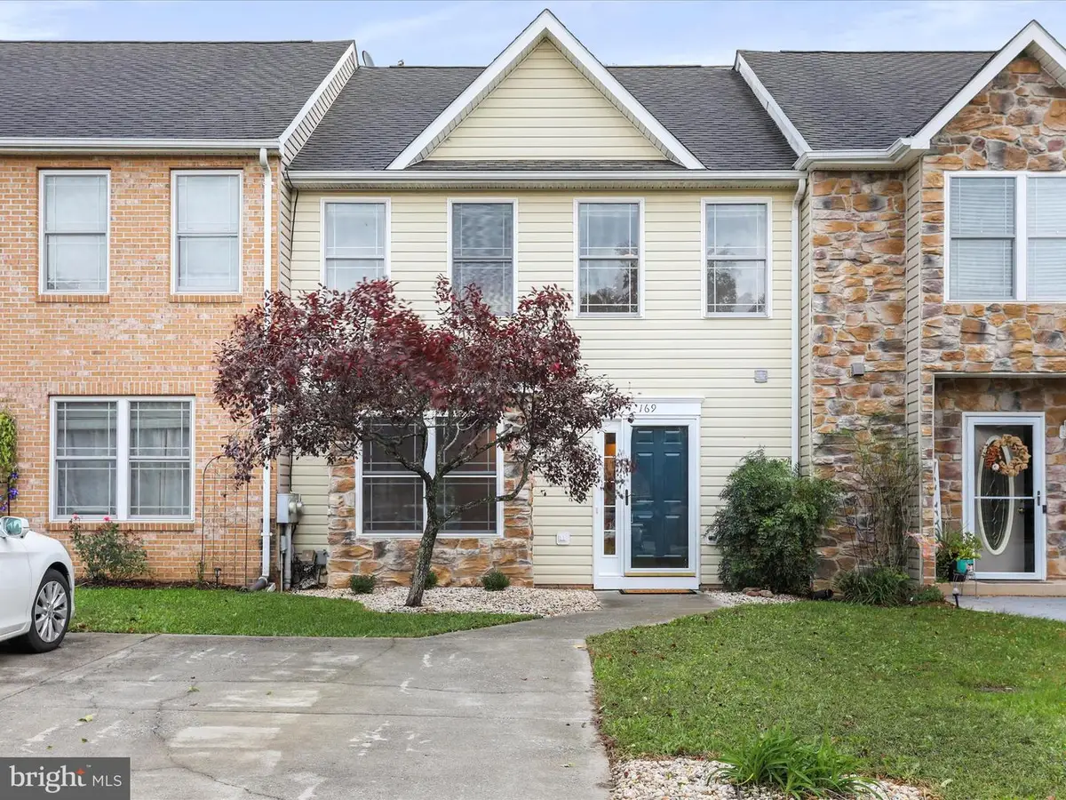 169 Baltusrol Dr, Charles Town, WV 25414 - Image #1