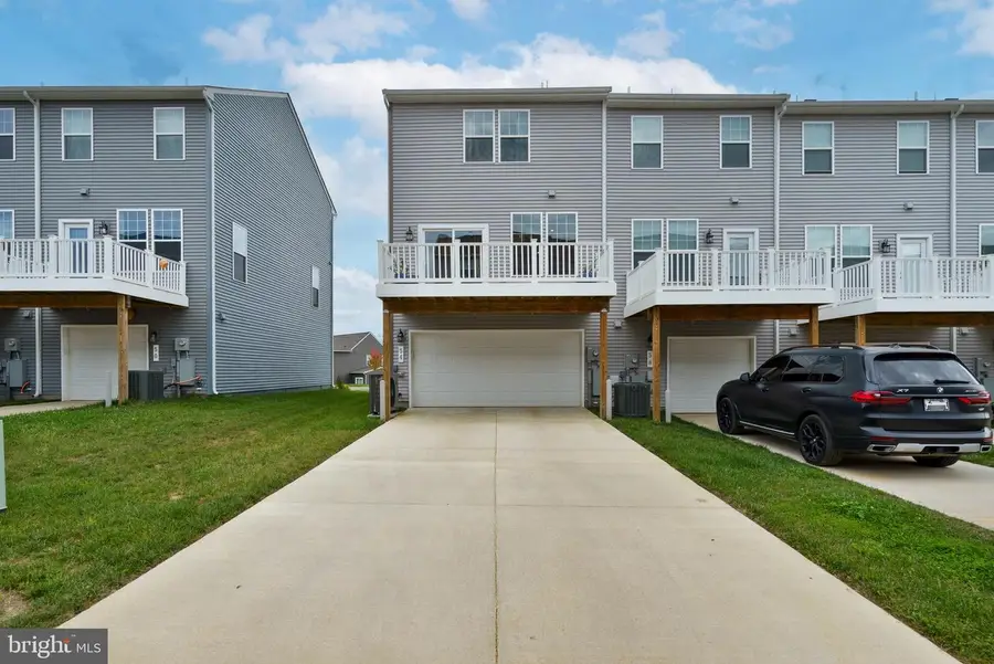 54 Coolidge Ave, Ranson, WV 25438 - Image #2