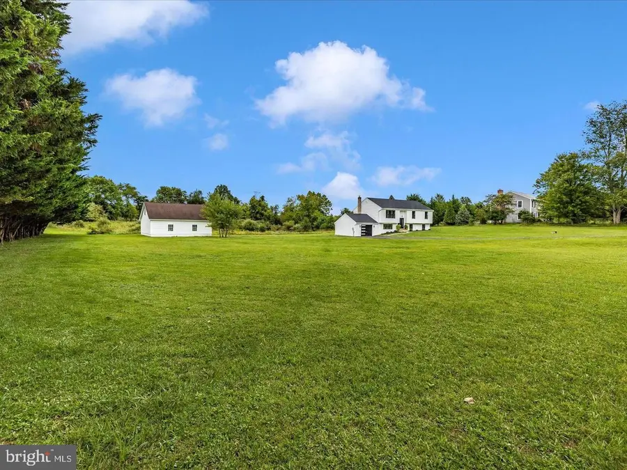 79 Chandler Dr, Shepherdstown, WV 25443 - Image #2