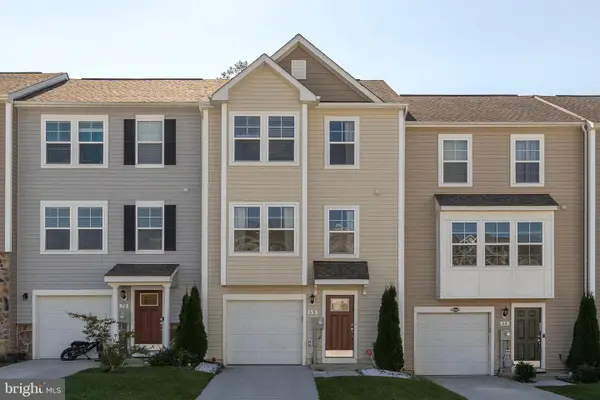 68 Tate Manor Dr, CHARLES TOWN, WV 25414