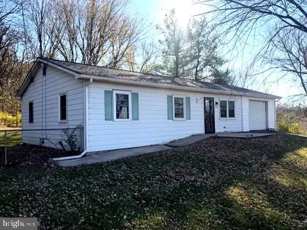 54 Raven Way, SHEPHERDSTOWN, WV 25443