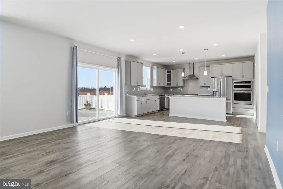 889 Barksdale Dr, Charles Town, WV 25414 - Image #1