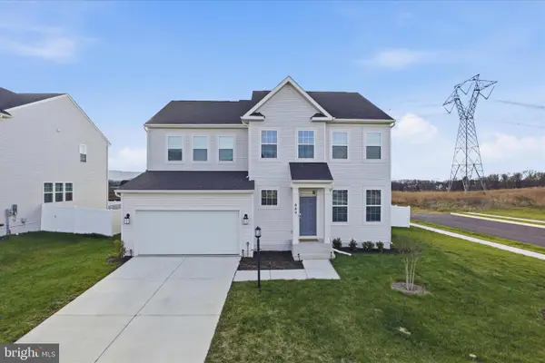 889 Barksdale Dr, CHARLES TOWN, WV 25414