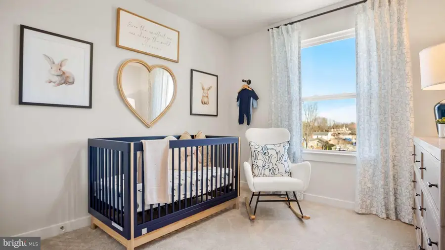 128 Monroe Ave, Ranson, WV 25438 - Image #2