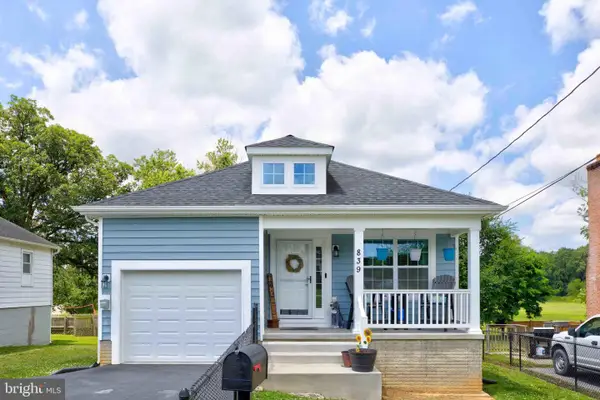 839 Jefferson Ave, CHARLES TOWN, WV 25414