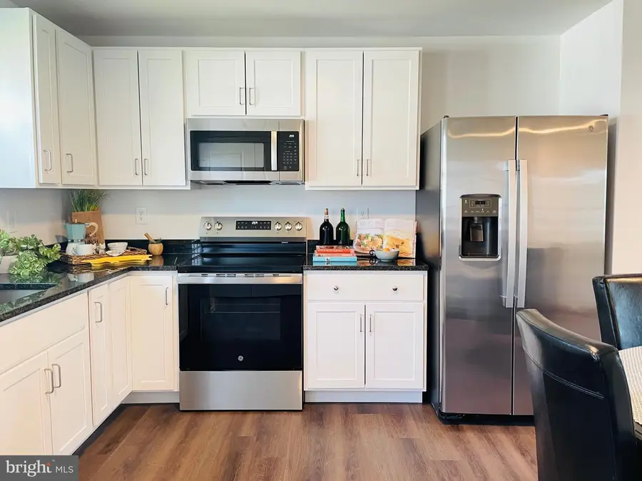 14 Snowdrop Ct, Kearneysville, WV 25430 - Image #2