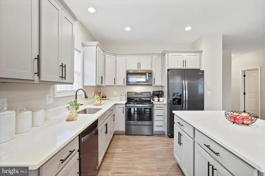 60 Village Cir, Harpers Ferry, WV 25425 - #3