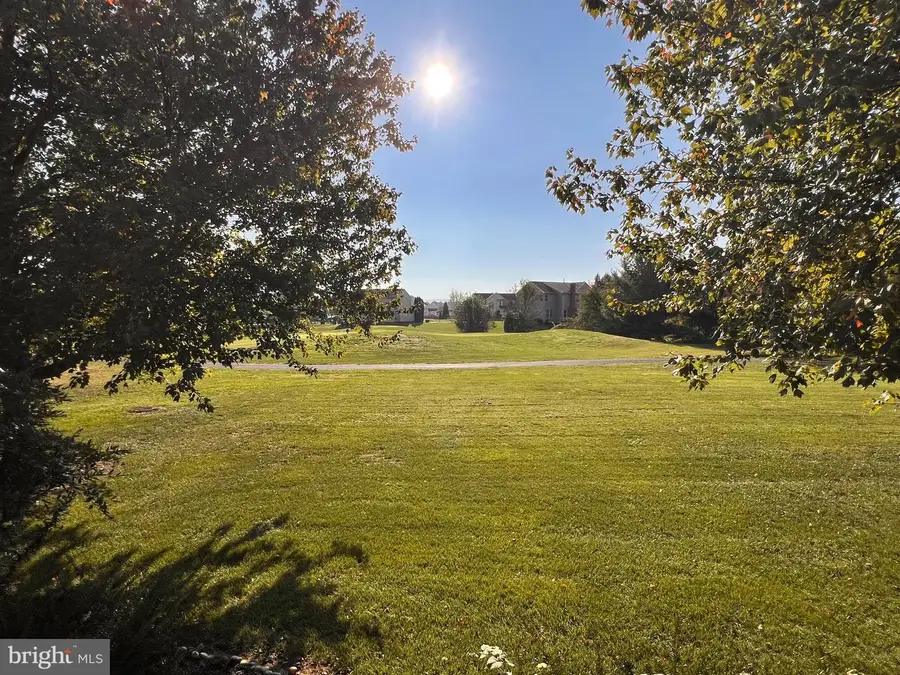 305 Brookline Dr, Charles Town, WV 25414 - Image #3