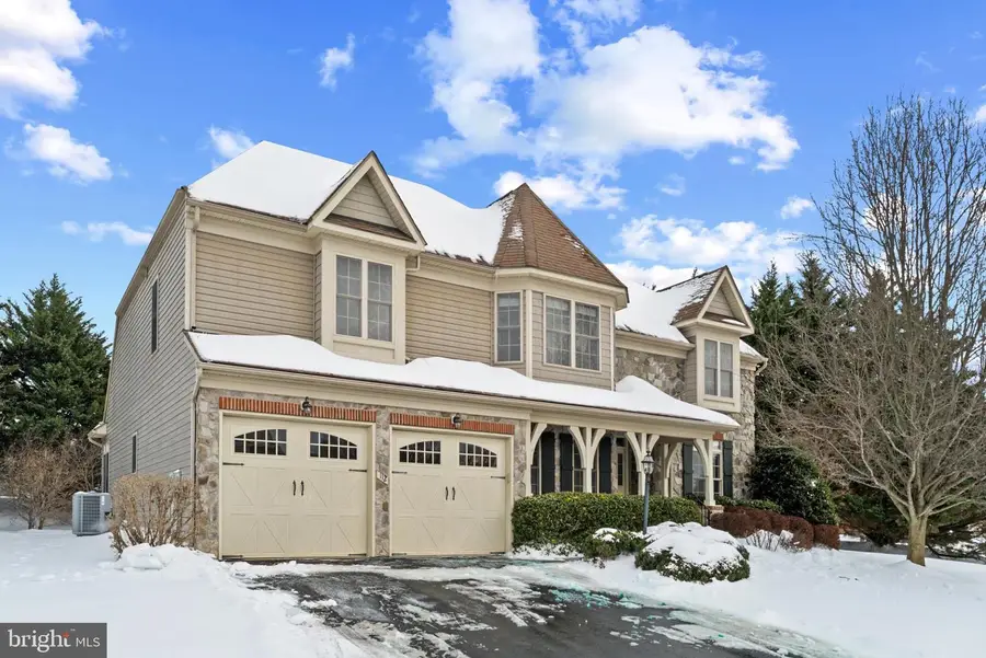 112 Louisa Beall Ln, Charles Town, WV 25414 - #2