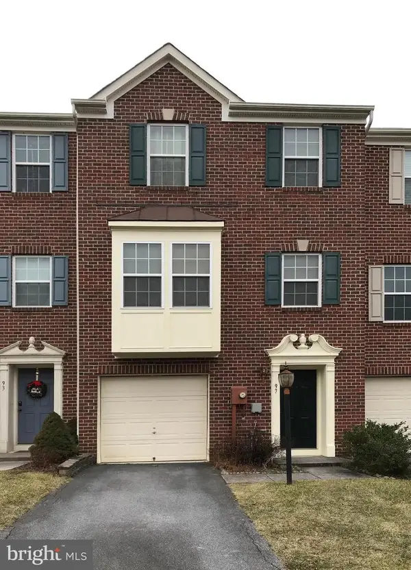 97 Don Quixote Dr, CHARLES TOWN, WV 25414