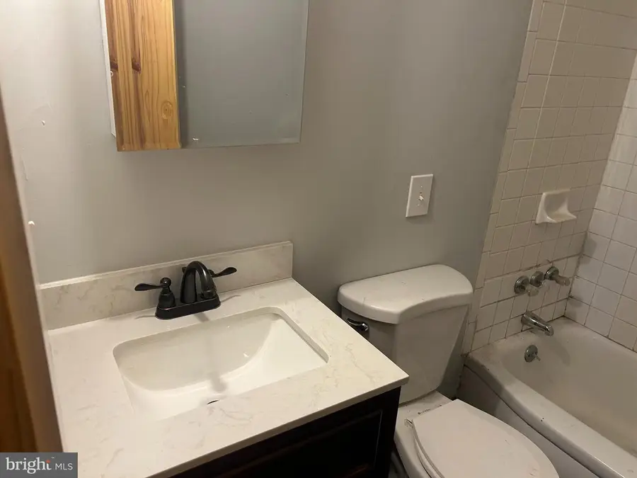 310 W Liberty St, Charles Town, WV 25414 - Image #3