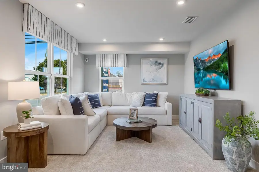 5 Oasis Ave, Ranson, WV 25438 - Image #3