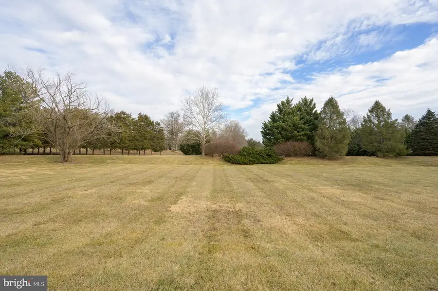 73 Mcgregor Dr, Ranson, WV 25438 - Image #3