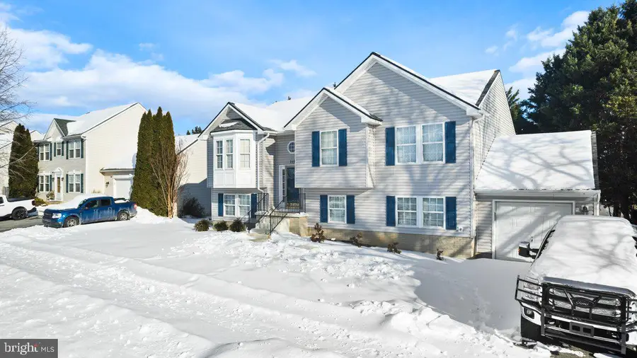 115 Crosswinds Dr, Charles Town, WV 25414 - Image #2