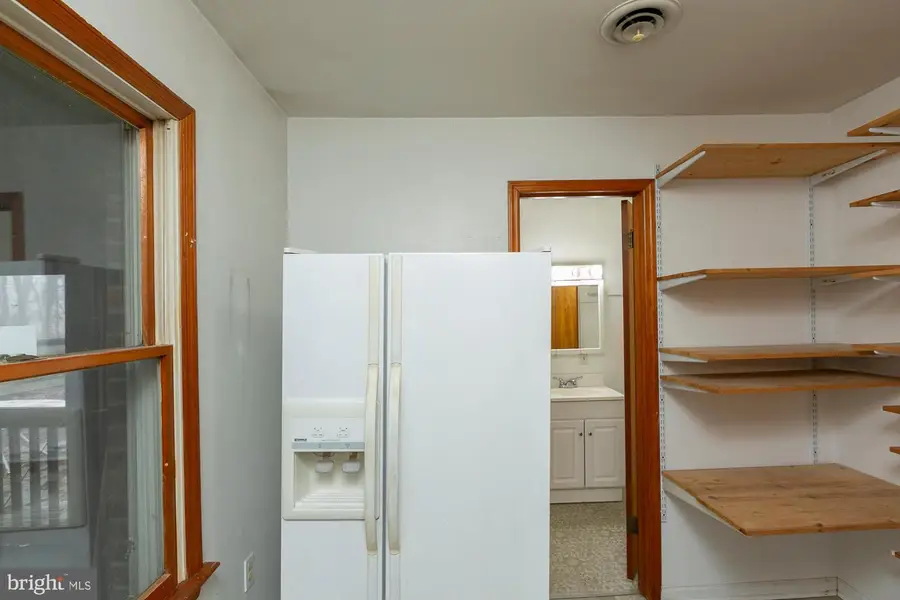 35 Grant Rd, Charles Town, WV 25414 - #3