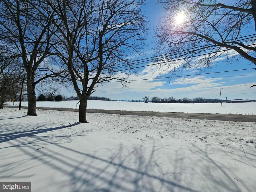 8137 Summit Point Rd, Charles Town, WV 25414 - #2