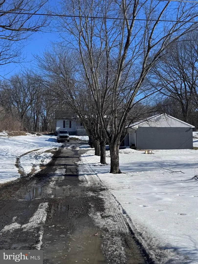 608 Stubbs Rd, Kearneysville, WV 25430 - #2