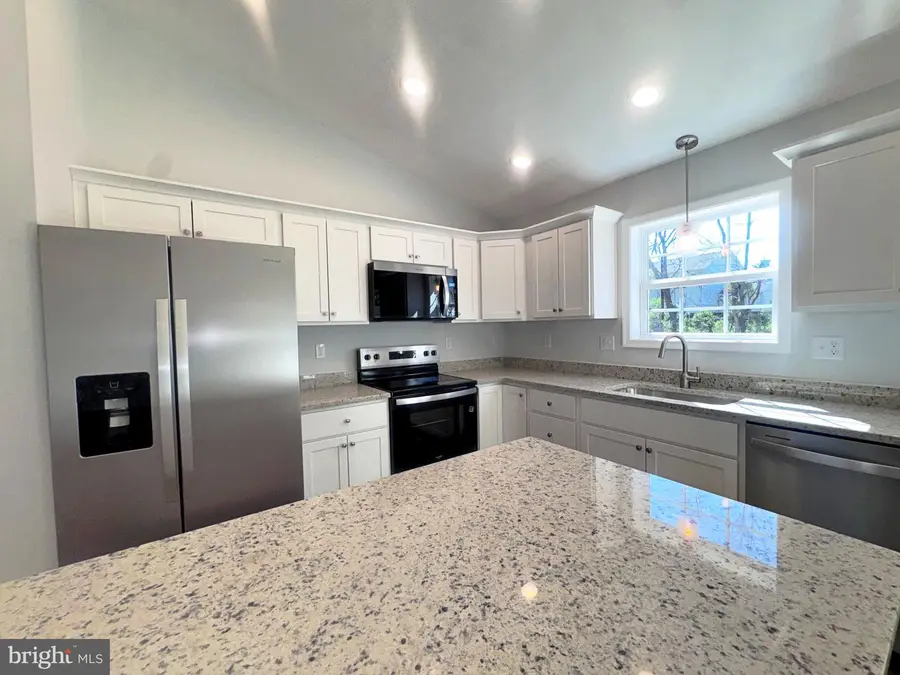 375 Burns St, Ranson, WV 25438 - #3