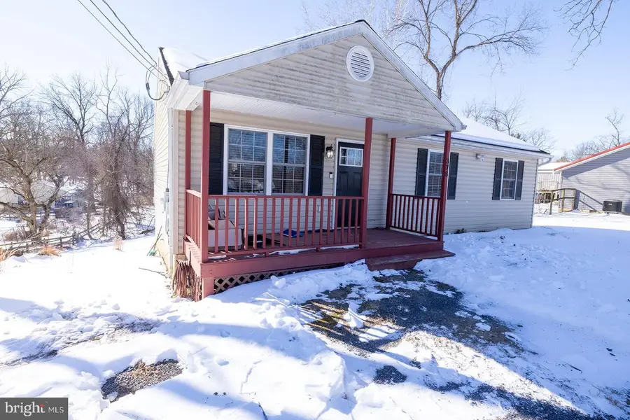 378 Cedar Creek Dr, Harpers Ferry, WV 25425 - #3