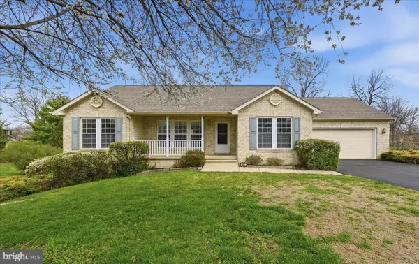 48 Altoona Way, CHARLES TOWN, WV 25414