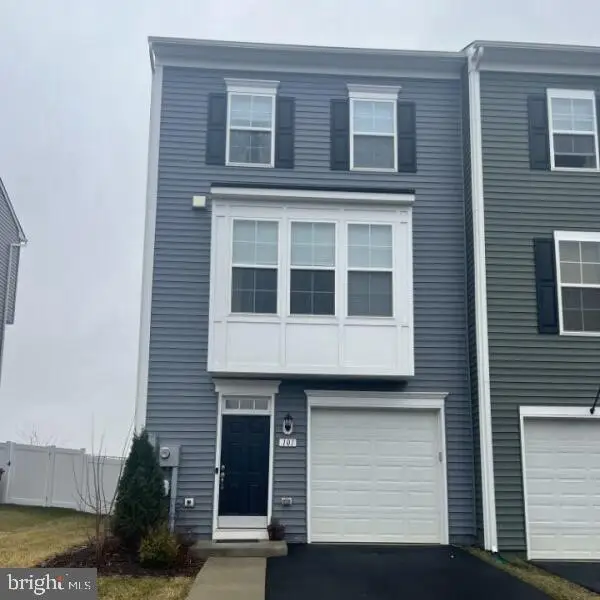 101 Union Ridge Dr, CHARLES TOWN, WV 25414