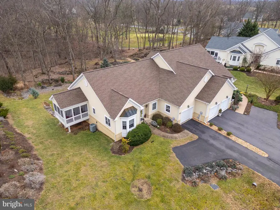 72 Greystone Dr, Shepherdstown, WV 25443 - #2