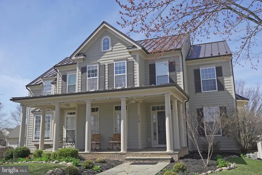 218 Braddock St, Charles Town, WV 25414 - #3