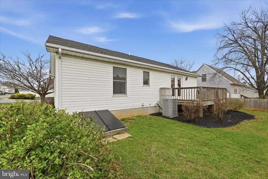 502 E 6th Ave, Ranson, WV 25438 - #2