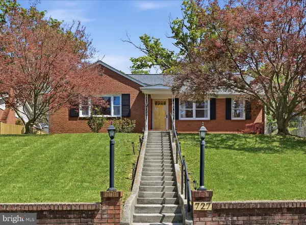 727 Morison St, CHARLES TOWN, WV 25414