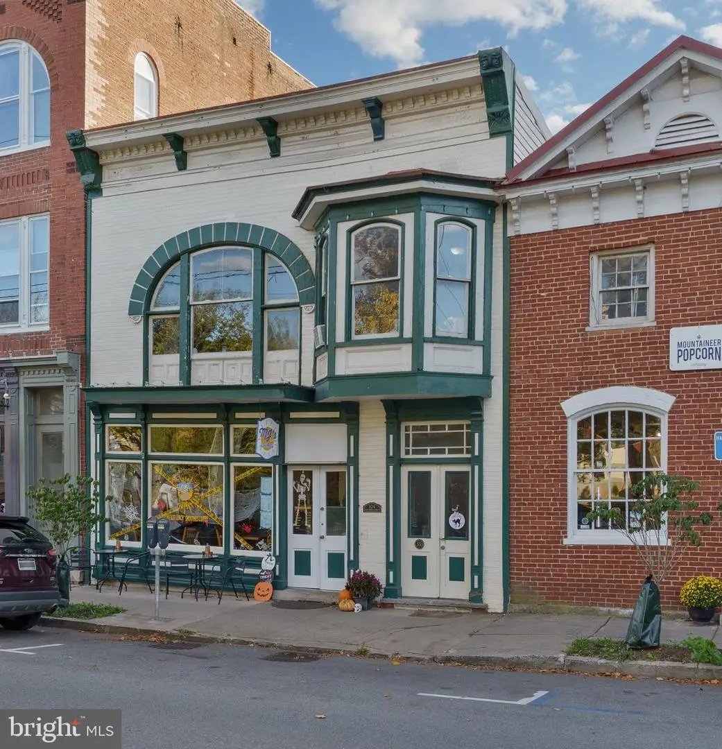 104 E German St, Shepherdstown, WV 25443 - #1