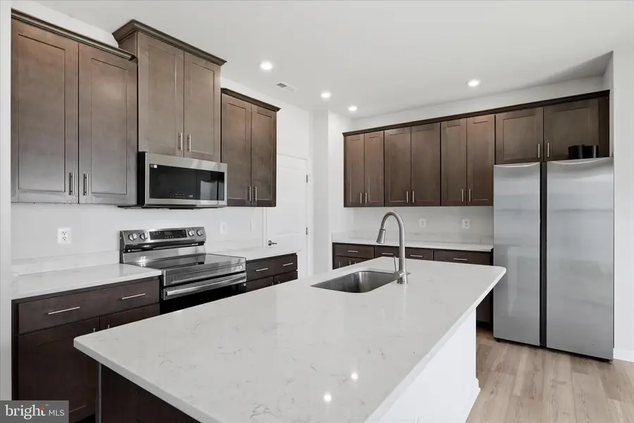 73 Hopkins St, Ranson, WV 25438 - #3