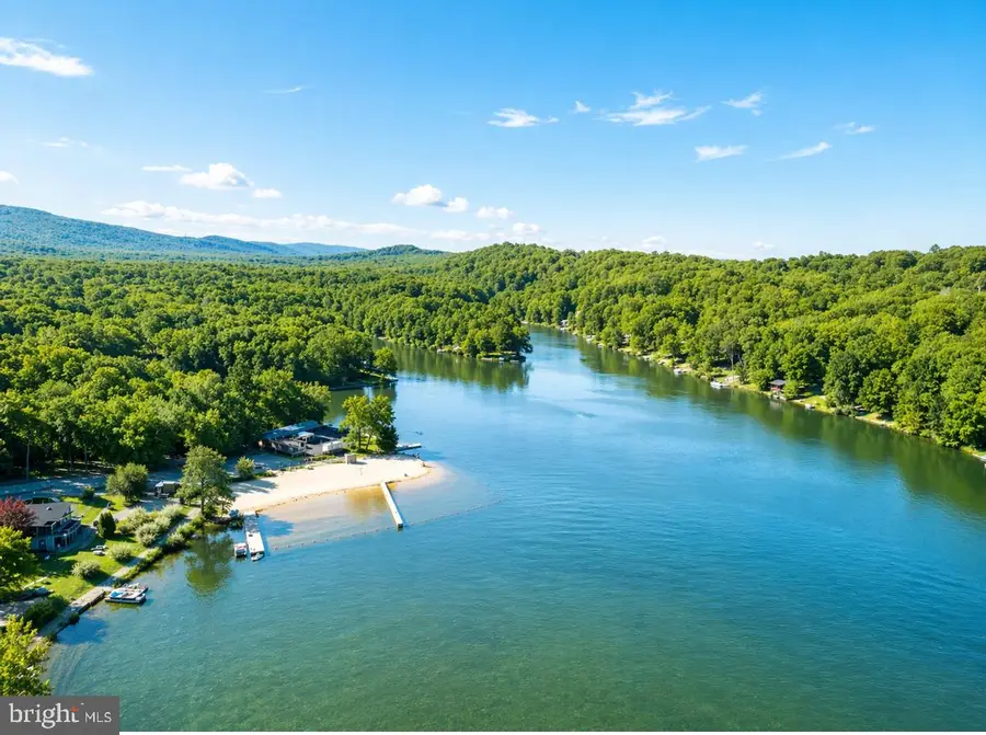 149 Gray Squirrel Rd, Harpers Ferry, WV 25425 - #2